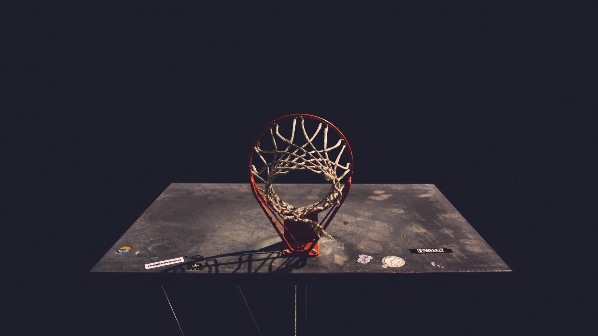 开云网页版登录入口-德甲拜仁八连冠、英超利物浦首冠、NBA湖人队史第十七冠、CBA广东十冠王，当世界体坛陷入疯狂平行宇宙，四条时间线竟在这一刻以诡异方式交汇共鸣！